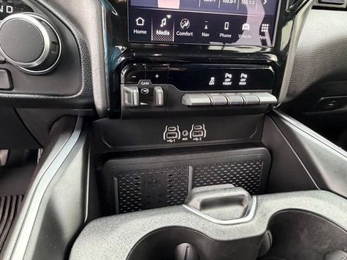 Used 2025 RAM 1500 Big Horn AWD/4WD image 15