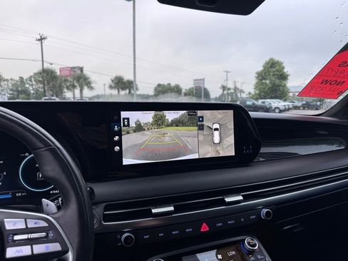 Used 2024 Hyundai Palisade Calligraphy image 21