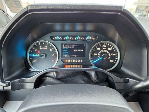 Used 2016 Ford F150 XLT w/ Equipment Group 302A Luxury AWD/4WD image 27