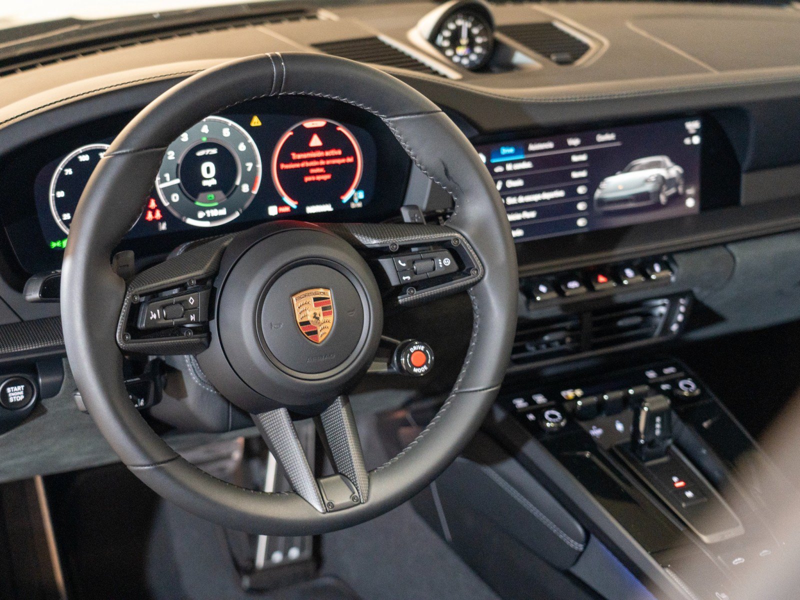 Certified 2026 Porsche 911 Targa 4 GTS AWD/4WD image 17