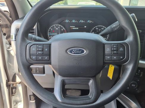 Used 2024 Ford F250 XLT w/ FX4 Off-Road Package image 8