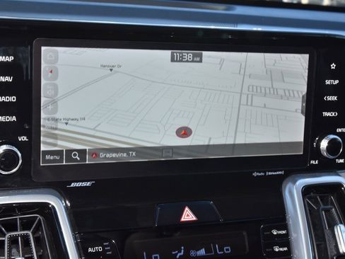 Used 2023 Kia Sorento SX Prestige image 29