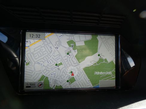 Used 2015 Mercedes-Benz GLK 350 2WD image 30