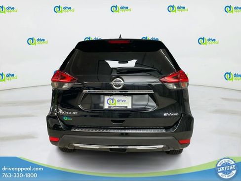 Used 2017 Nissan Rogue SV image 7
