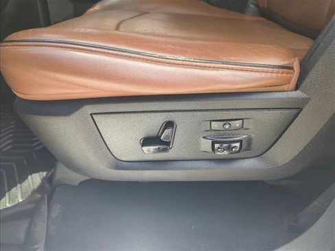 Used 2018 RAM 1500 Laramie Longhorn w/ Convenience Group AWD/4WD image 15