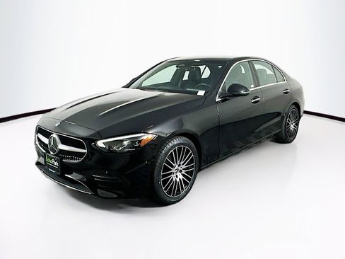 Used 2025 Mercedes-Benz C 300 Sedan image 3