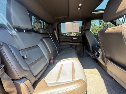 Used 2021 GMC Sierra 1500 Denali w/ Denali Ultimate Package AWD/4WD image 36