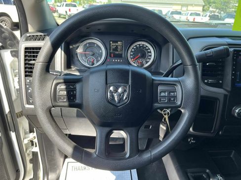 Used 2018 RAM 2500 Tradesman w/ Chrome Appearance Group image 22