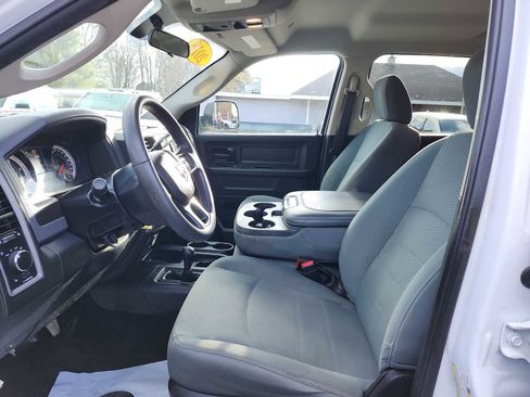 Used 2018 RAM 2500 Tradesman w/ Chrome Appearance Group image 11