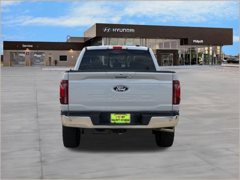 Used 2025 Ford F150 Lariat w/ Equipment Group 501A Mid AWD/4WD image 10