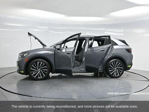 Used 2023 Volkswagen ID.4 Pro S Plus image 50
