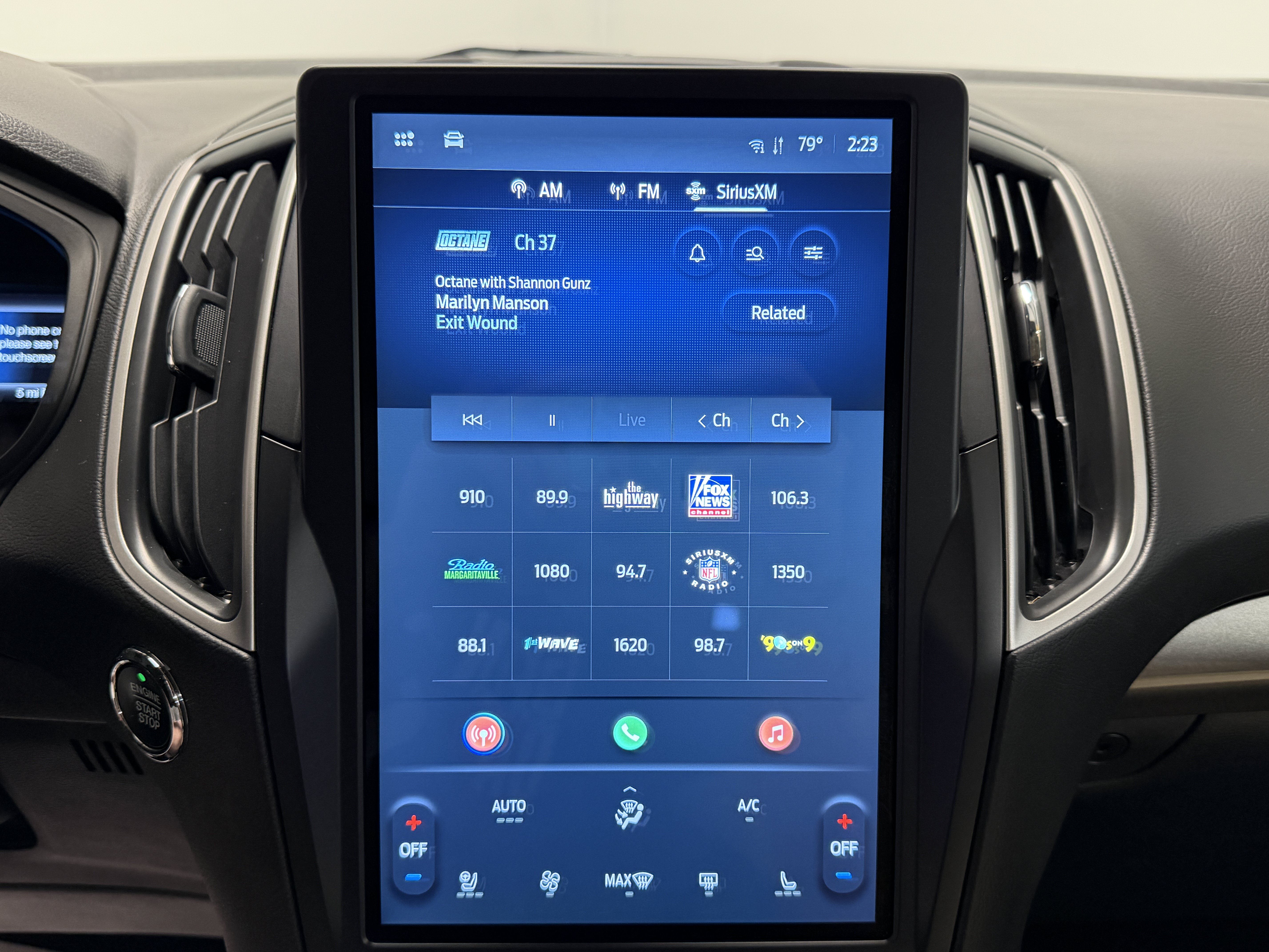 Used 2024 Ford Edge SEL w/ Convenience Package AWD/4WD image 6