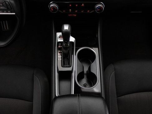 Used 2024 Nissan Altima 2.5 SV image 22