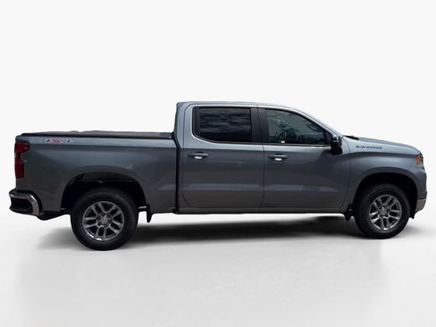 Used 2024 Chevrolet Silverado 1500 LT AWD/4WD image 6