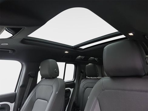 New 2026 Land Rover Defender 110 S image 29