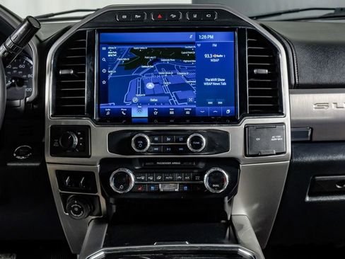 Used 2022 Ford F250 Platinum w/ FX4 Off-Road Package image 25