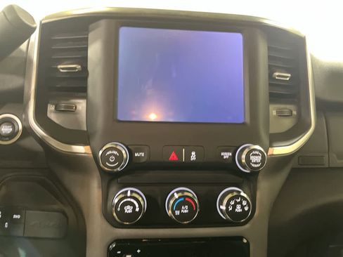 Used 2024 RAM 3500 Big Horn AWD/4WD image 20