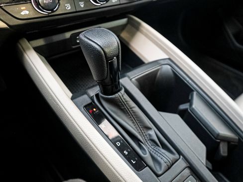 Certified 2024 Honda Accord EX image 25