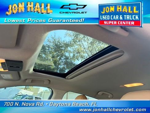 Used 2024 Nissan Sentra SV w/ SV Premium Package image 20