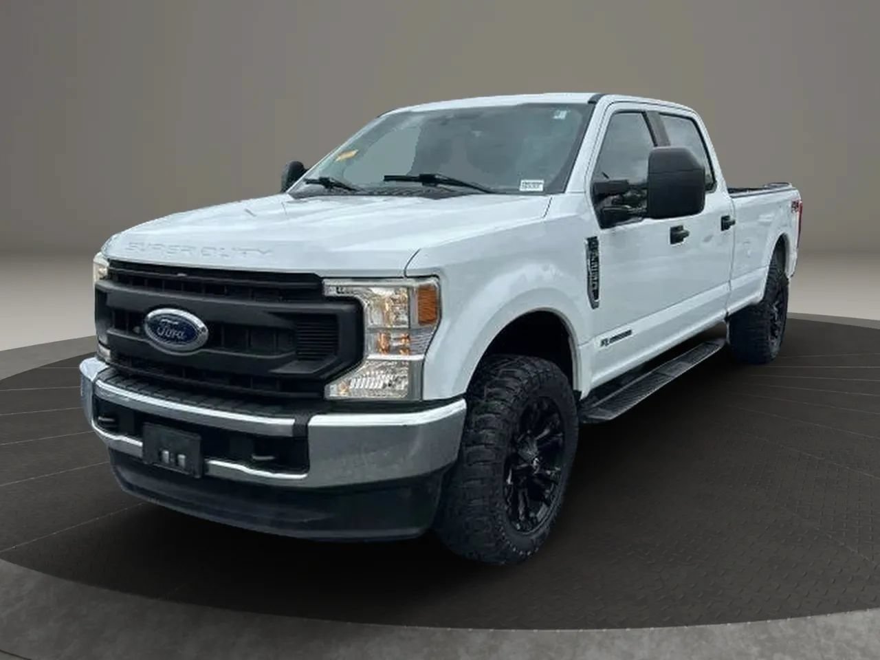 Used 2021 Ford F250 XL w/ Power Equipment Group AWD/4WD image 1