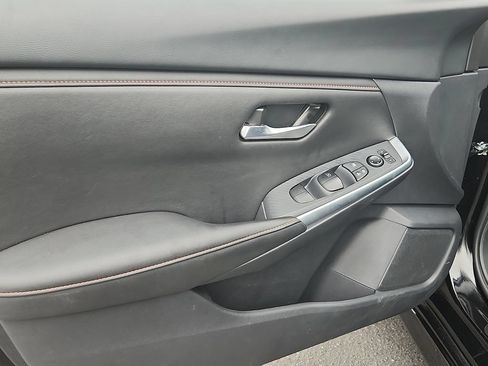 Certified 2025 Nissan Sentra SR w/ Midnight Edition FWD image 13