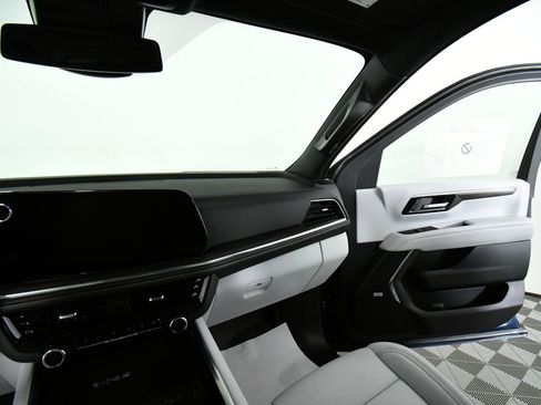 New 2026 Chevrolet Tahoe Premier w/ Sun And Tow Package AWD/4WD image 20