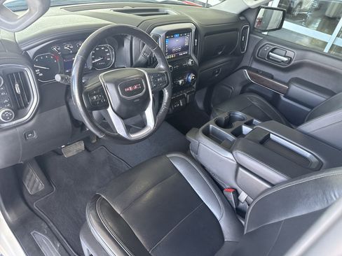 Used 2020 GMC Sierra 1500 SLT AWD/4WD image 18