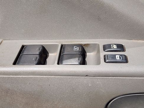 Used 2006 Nissan Frontier SE w/ (P01) Power Pkg image 27