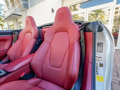 Used 2021 Porsche 911 Carrera image 56