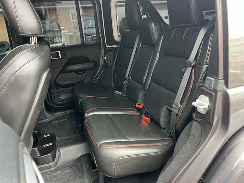 Used 2019 Jeep Wrangler Unlimited Rubicon image 59