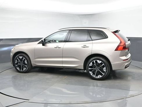 New 2026 Volvo XC60 B5 Plus w/ Protection Package Premier AWD/4WD image 7