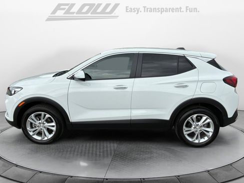 Used 2023 Buick Encore GX Preferred w/ Cold Weather Comfort Package AWD/4WD image 5