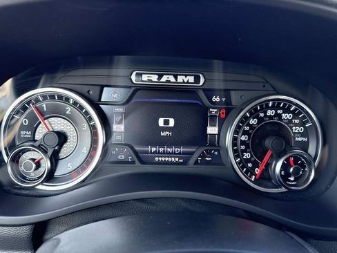 Used 2024 RAM 2500 Laramie image 30