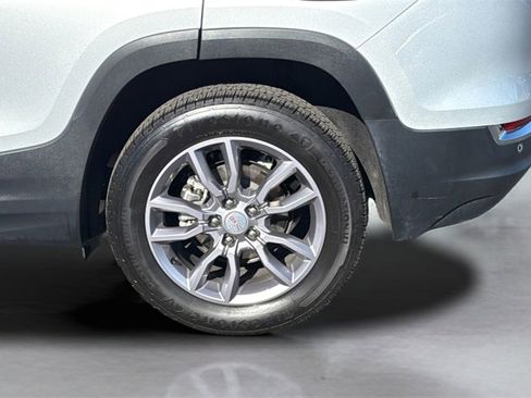 Used 2022 GMC Terrain SLT w/ LPO, Floor Liner Package image 23