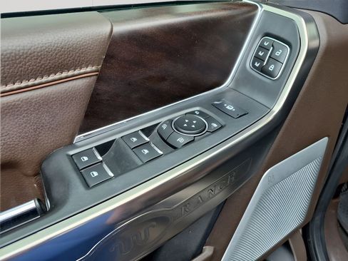 Used 2023 Ford F350 King Ranch w/ Chrome Package image 28