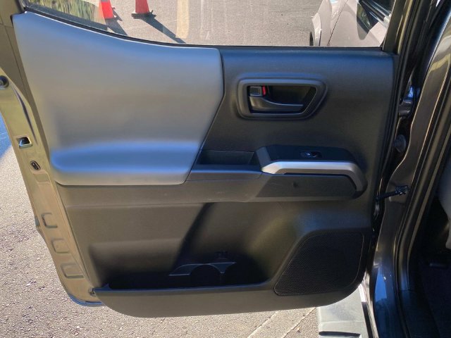 Used 2023 Toyota Tacoma SR5 w/ Technology Package RWD image 10