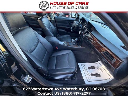Used 2011 BMW 328i xDrive Sedan AWD/4WD image 31