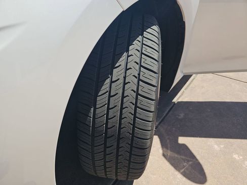 Used 2025 Lexus ES 300h w/ Accessory Package (Z1) FWD image 35