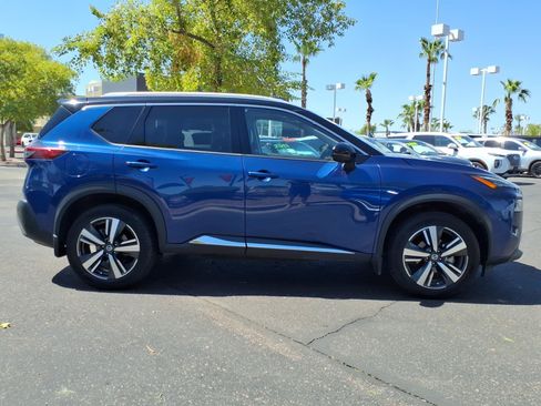 Used 2021 Nissan Rogue SL w/ Premium Package FWD image 6