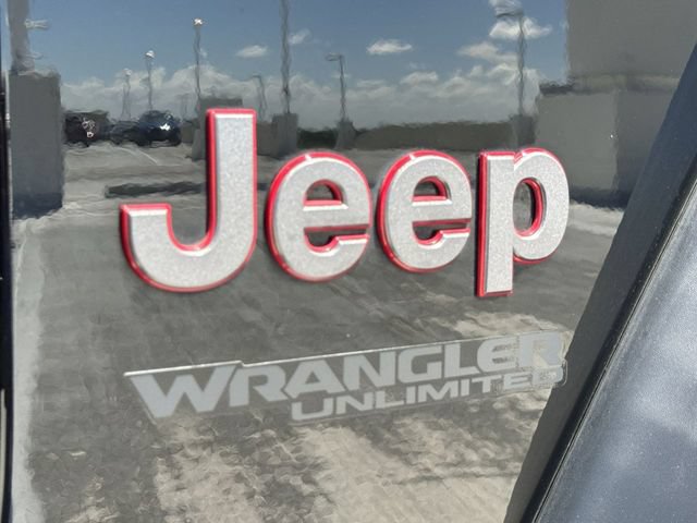 Used 2020 Jeep Wrangler Unlimited Rubicon AWD/4WD image 25