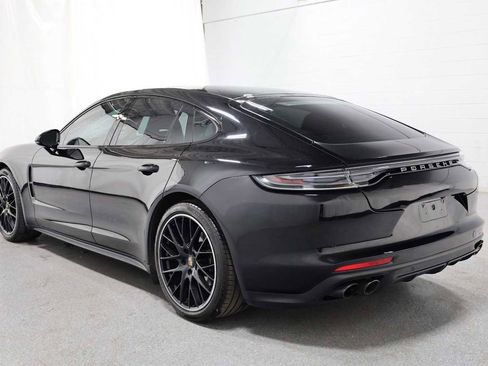 Used 2023 Porsche Panamera 4 image 3