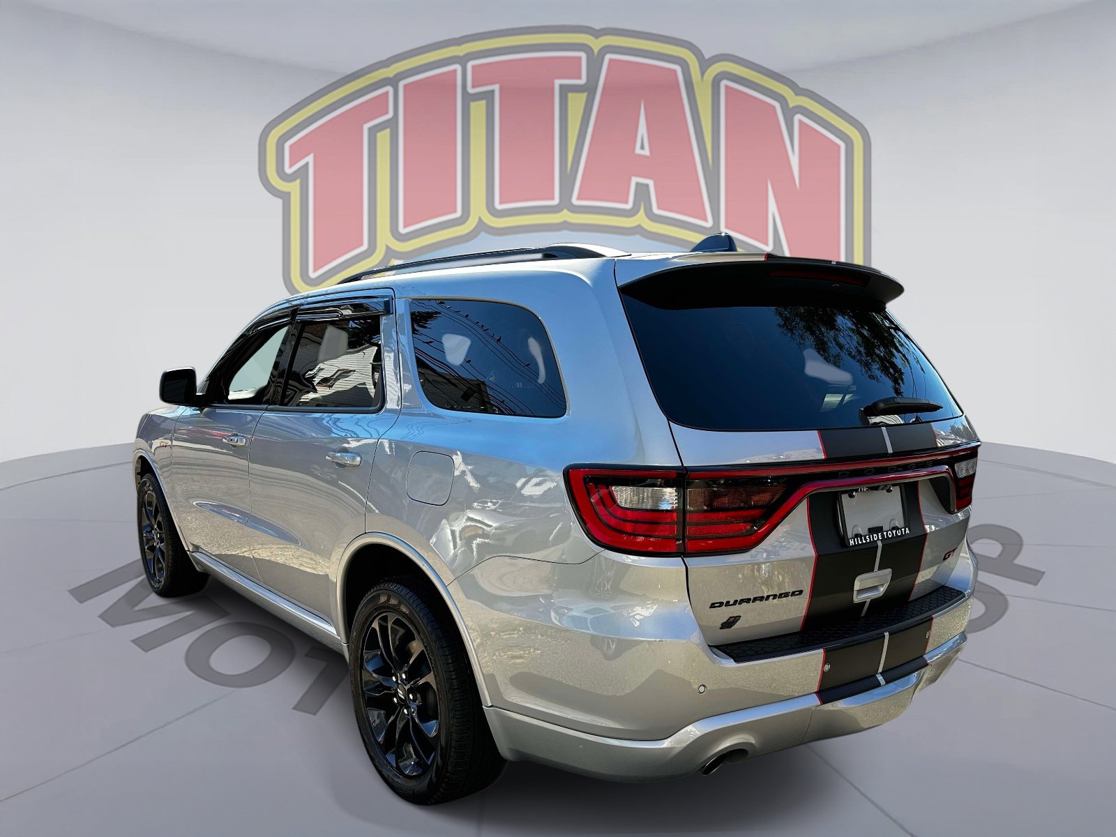 Used 2025 Dodge Durango GT AWD/4WD image 3