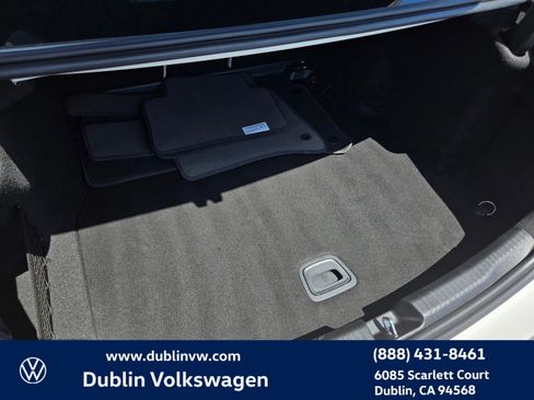 Used 2022 Mercedes-Benz C 300 Sedan image 27