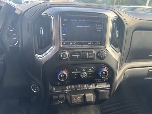 Used 2022 Chevrolet Silverado 2500 LT w/ Convenience Package AWD/4WD image 19