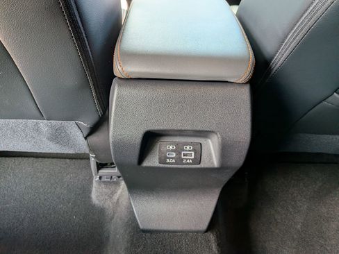 Used 2025 Subaru Crosstrek 2.5i Limited w/ Crosstrek Mirror Package AWD/4WD image 27