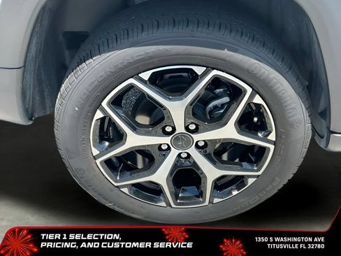 Used 2025 Jeep Compass Limited AWD/4WD image 33