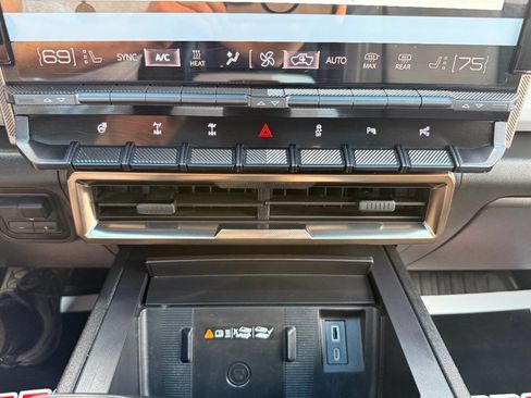 Used 2023 GMC Hummer EV Edition 1 AWD/4WD image 34