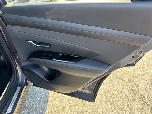 Certified 2025 Hyundai Tucson Limited image 16