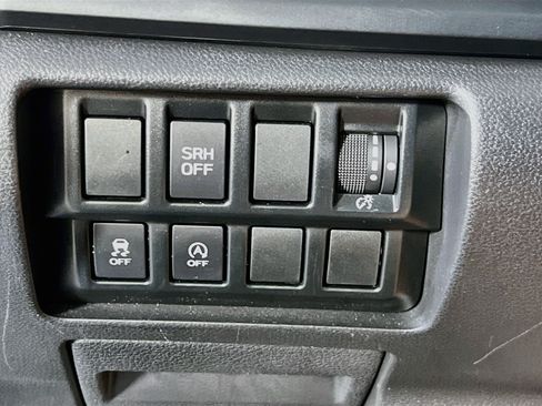 Used 2023 Subaru Forester AWD/4WD image 10