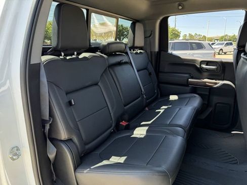 Certified 2021 Chevrolet Silverado 1500 LT Trail Boss w/ Convenience Package II AWD/4WD image 30